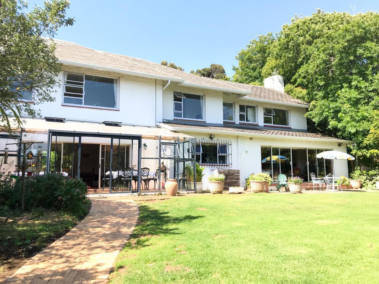 Guest house Klein Bosheuwel 3*